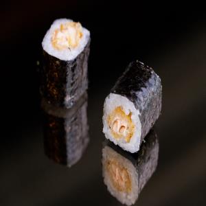 109 SAKE TEMPURA Maki
