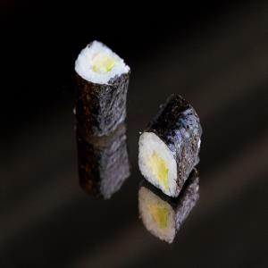 111 AVOCADO Maki