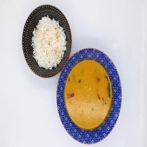 82 Red Curry Steak
